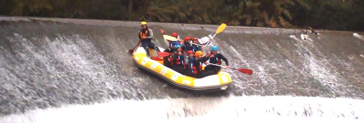 Rafting en Venta del Moro - Multiaventura